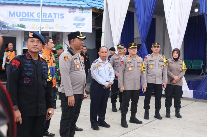 
					Operasi Ketupat Krakatau 2025, Kapolda Lampung Pantau Kesiapan Terminal Rajabasa