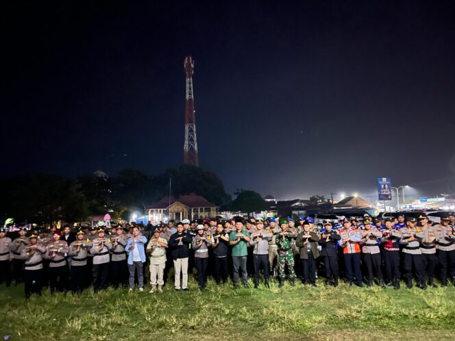 
					Jelang Hari Raya Idul Fitri 1446 H, Bupati Tubaba Pimpin Langsung Apel Pengamanan Malam Takbir
