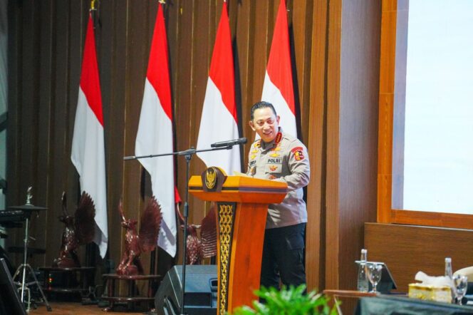 
					Kapolri Apresiasi Pelaksanaan Operasi Ketupat 2025 Berjalan Lancar dan Aman